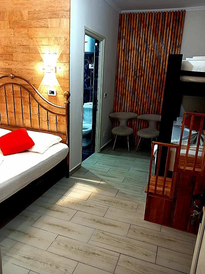 Villa Heljos Apartaments Vlorë 外观 照片