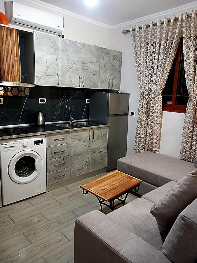 Villa Heljos Apartaments Vlorë 外观 照片