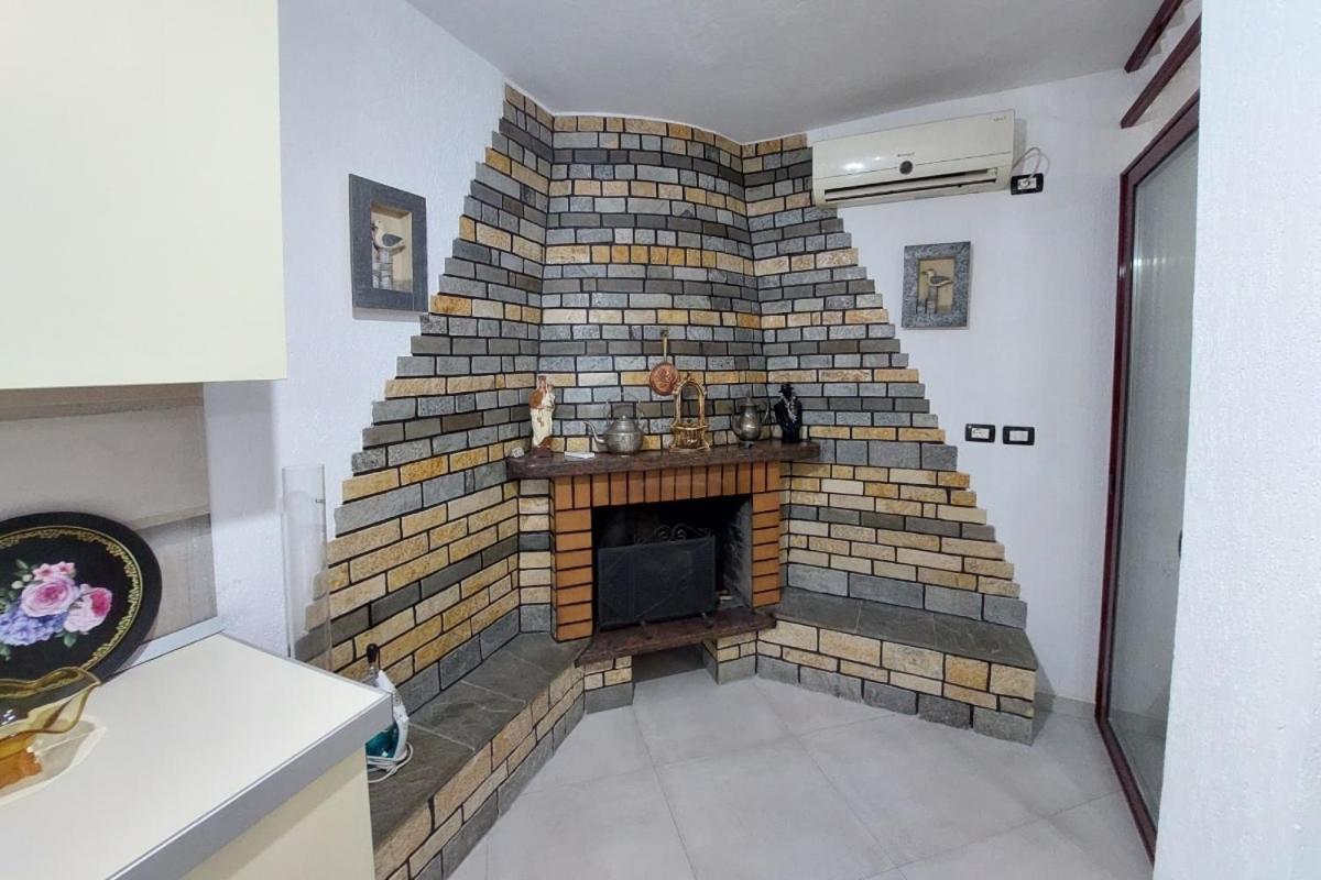 Villa Heljos Apartaments Vlorë 外观 照片