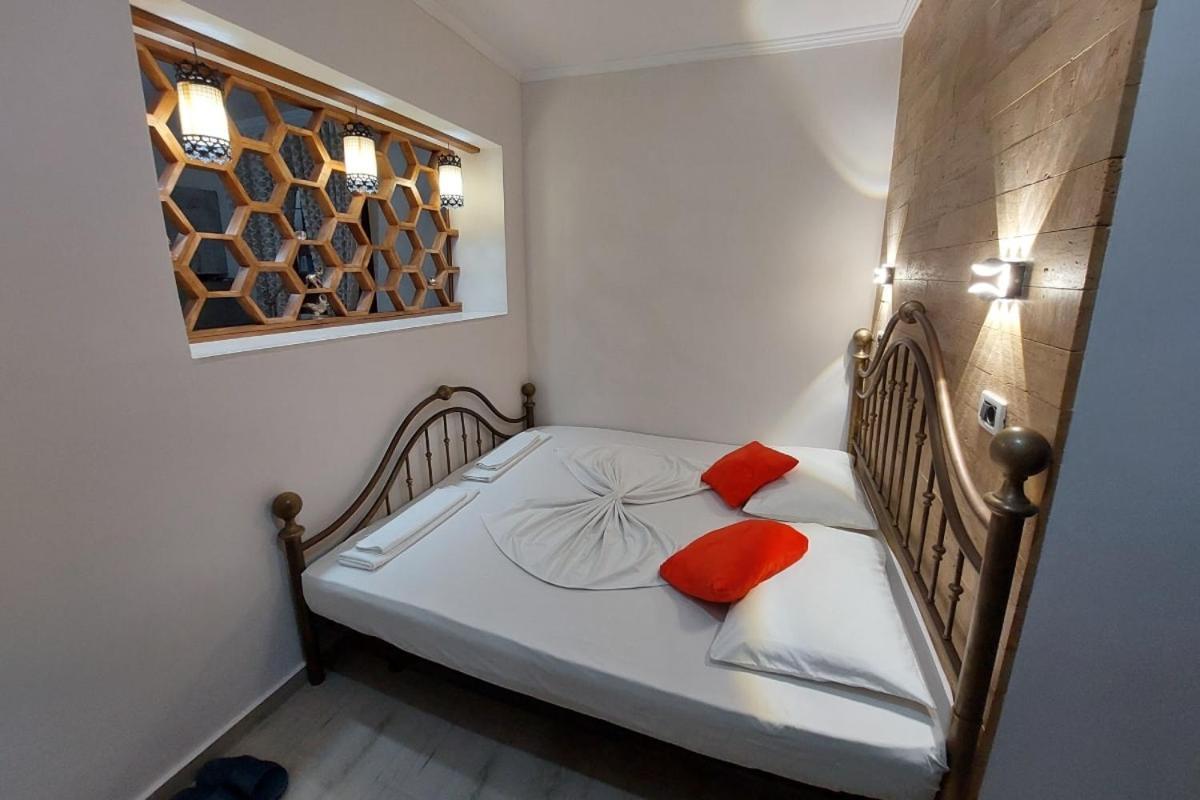 Villa Heljos Apartaments Vlorë 外观 照片