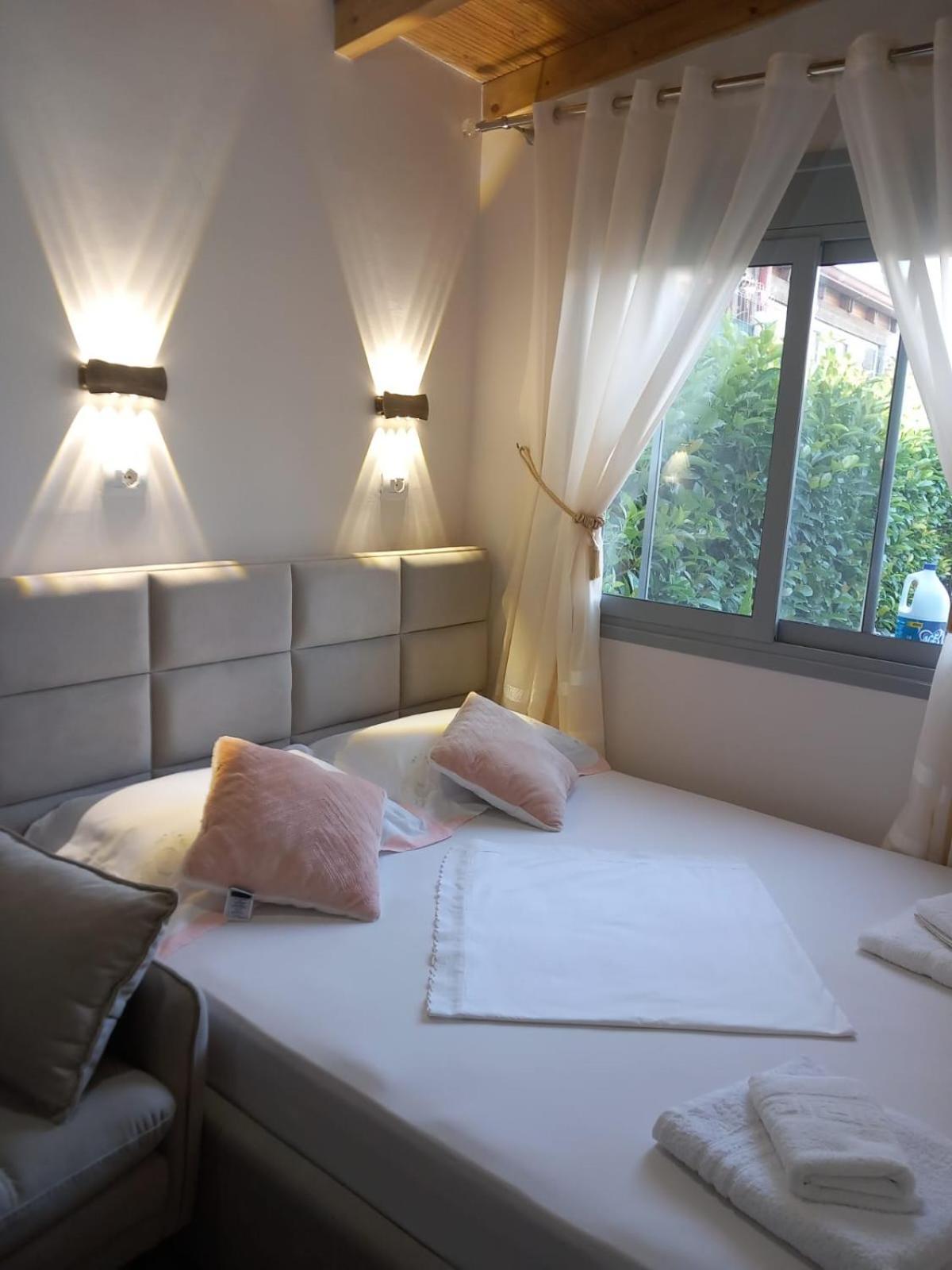 Villa Heljos Apartaments Vlorë 客房 照片